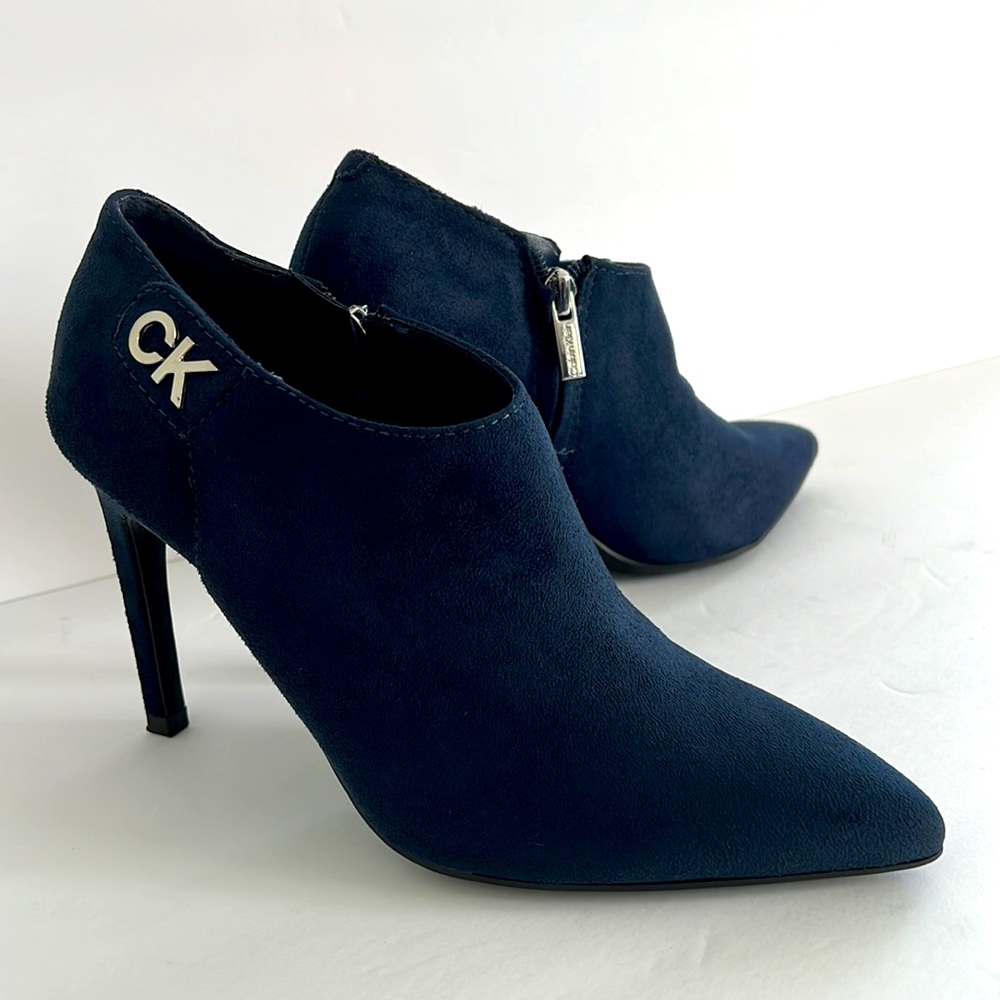 CALVIN KLEIN Women Suede Bootie High Heel Ankle Boot Shoes Size 5.5M NEW